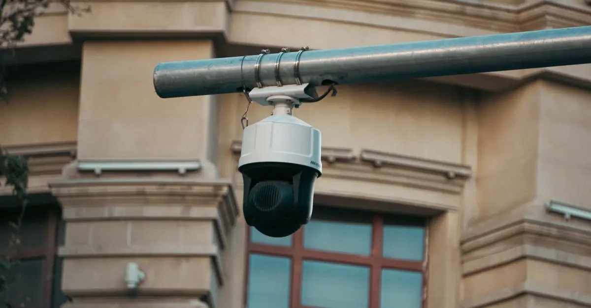Evaluación de alarma con detección de movimiento